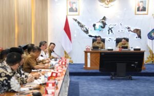 Bupati JG Bahas Strategi Penguatan Pengelolaan Keuangan Daerah dan Optimalisasi PAD Bersama Mendagri