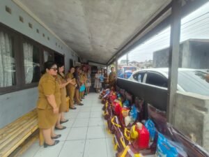 Gubernur Yulius Instruksikan Bantuan Cepat untuk 39 KK Korban Kebakaran di Sindulang dan Sario